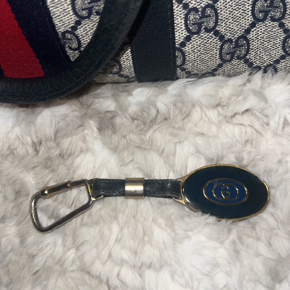 Gucci 💙 - Picture 8 of 8